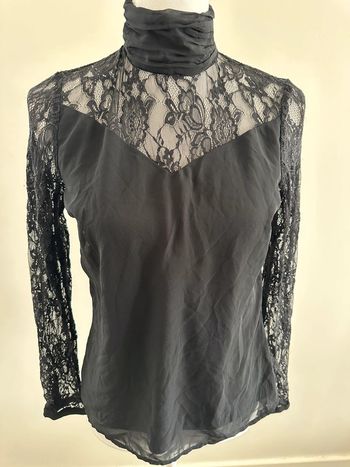Blouse en dentelle noire Vero Moda TS