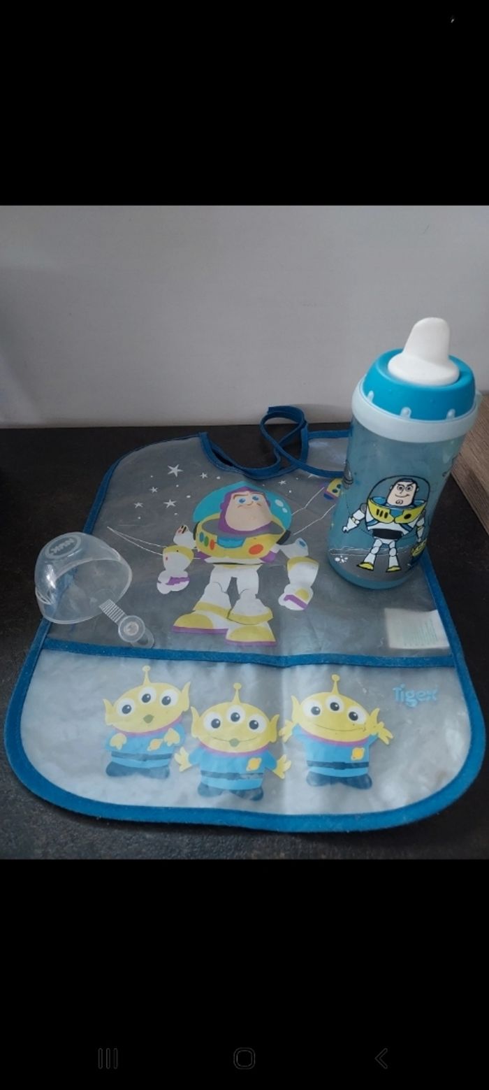 Bavoir gourde buzz