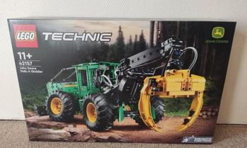 Lego Technic 42157 John Deere 948L-II Skidder