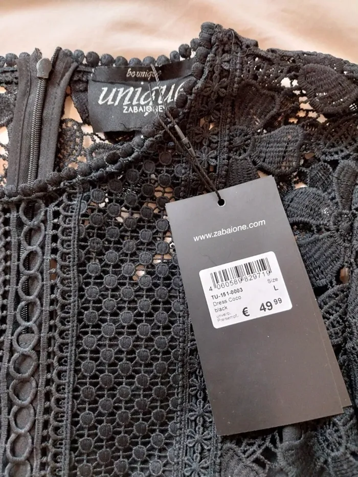 Robe noire dentelle t40 neuve - photo numéro 3
