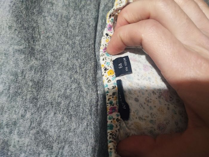 Combinaison fleurie Kiabi taille 6 ans - photo numéro 2