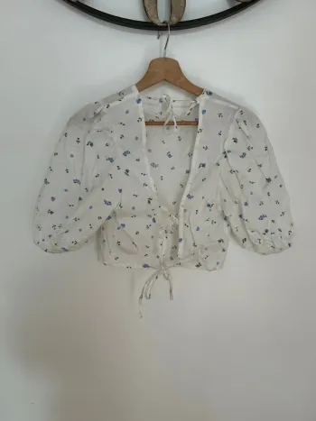 Blouse fleurs bleues