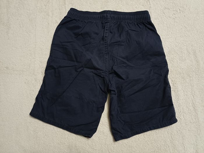 Short marine Kiabi 7 ans (réf perso V109)(familleac72) - photo numéro 2