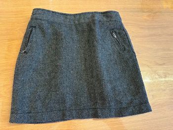Jupe tape a l’œil taille 8 ans