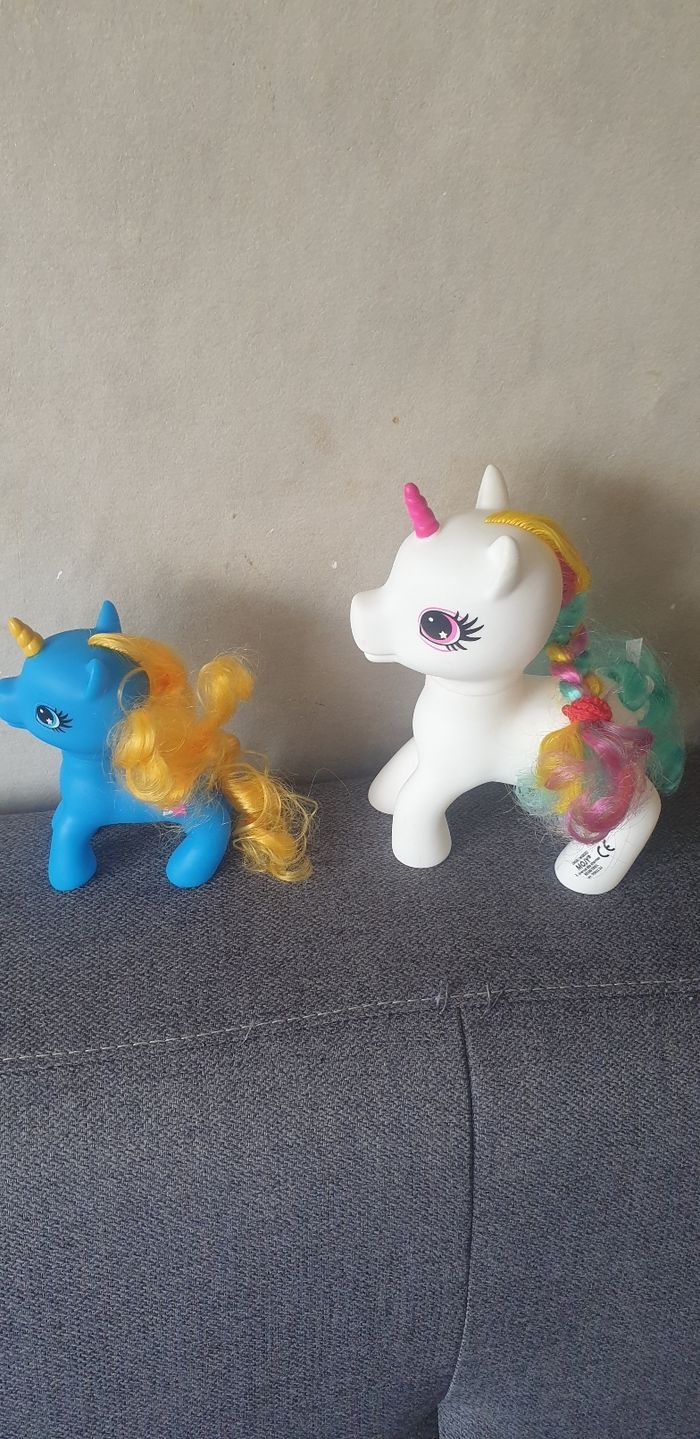 2 petits poneys - photo numéro 4