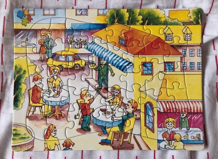 Puzzle 40 pièces.