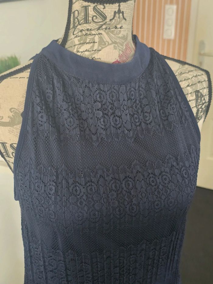 Robe 👗 super état - photo numéro 2