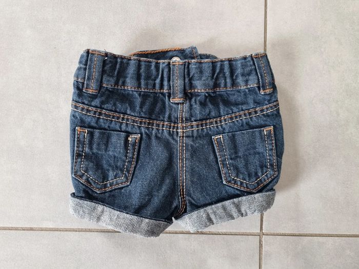 Short en jean 1 mois - photo numéro 2