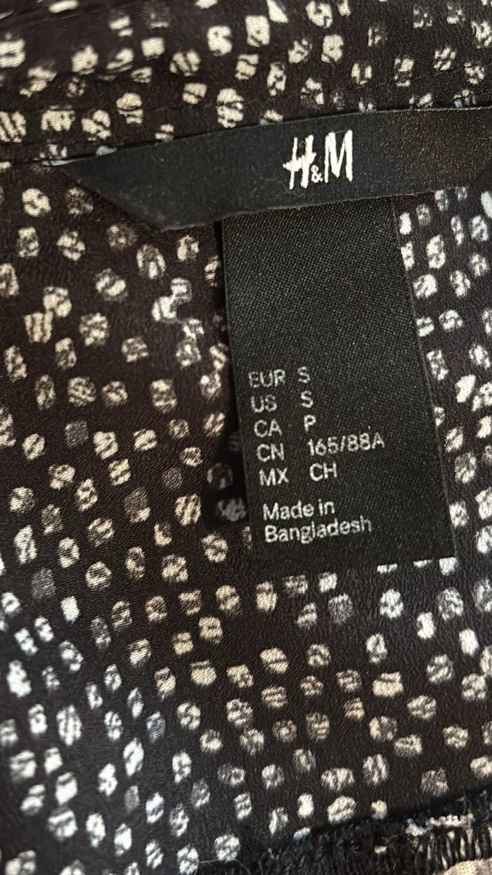 Chemise longue noire fleuries H&M T36 - photo numéro 4