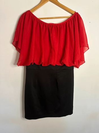 Robe rouge et noire KRISP T40/42 peu portée