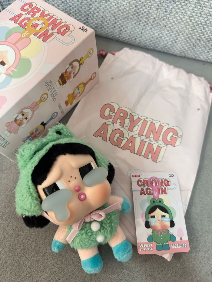 Cry baby Crying again What a frog plush pendant - photo numéro 4
