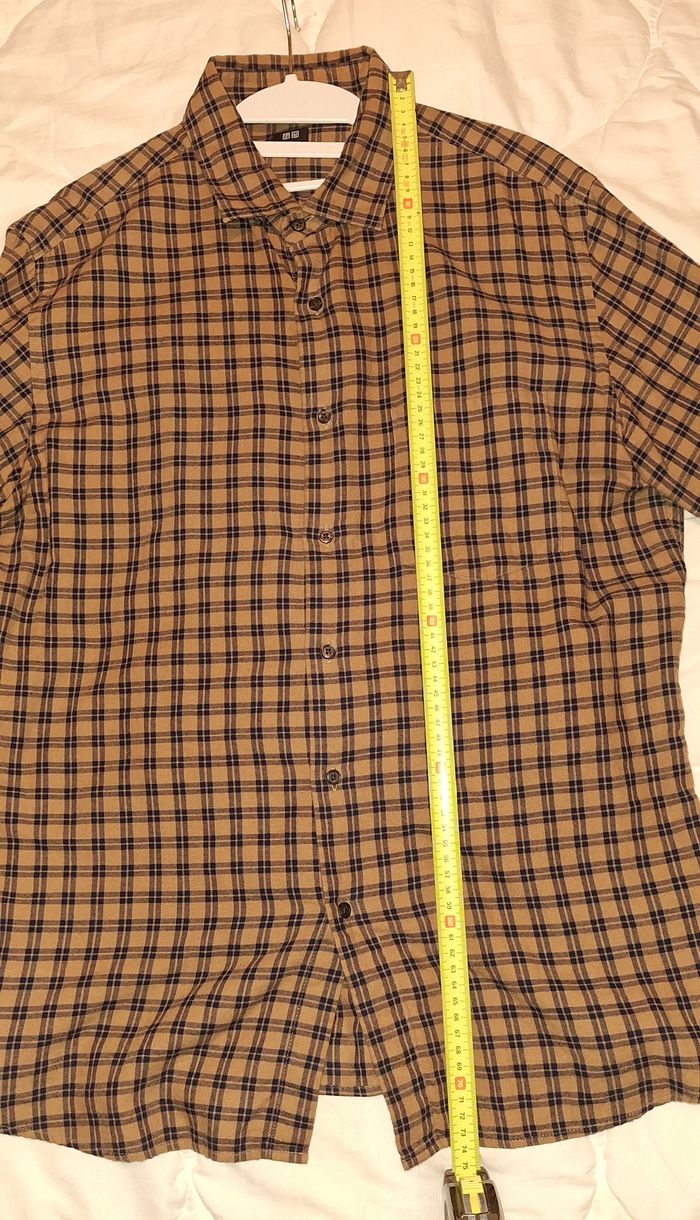 Lot 4 chemises Uniqlo flanelle et velours taille M - photo numéro 7