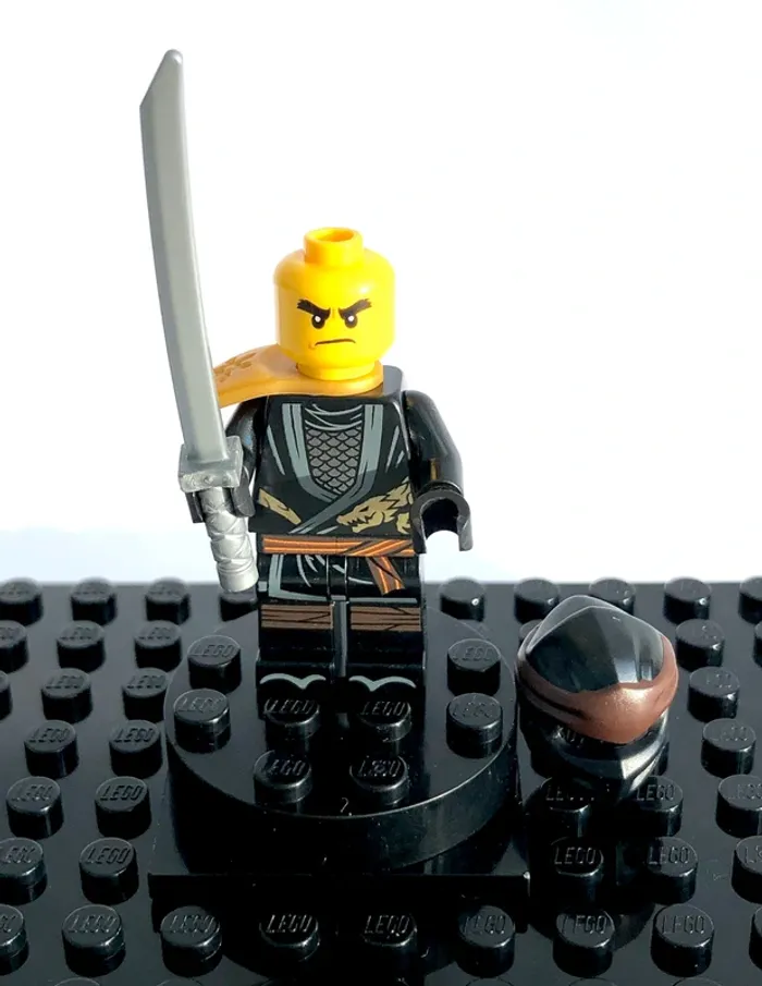 LEGO Ninjago - Cole, Pearl gold armor shoulder pad - photo numéro 2