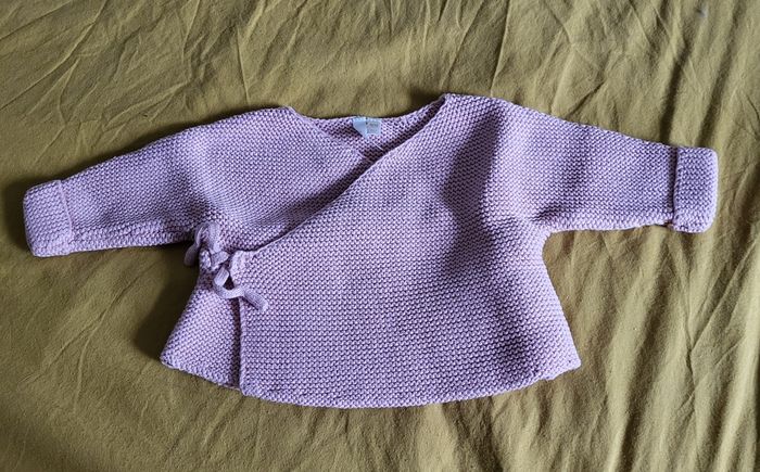 Cache cœur rose naissance
