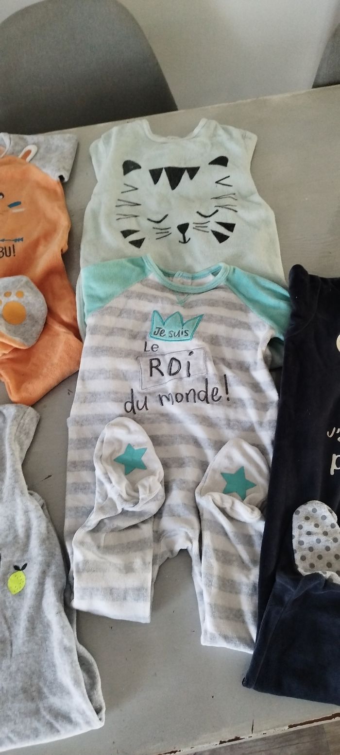 Lot Pyjamas garçon 24 mois - photo numéro 2