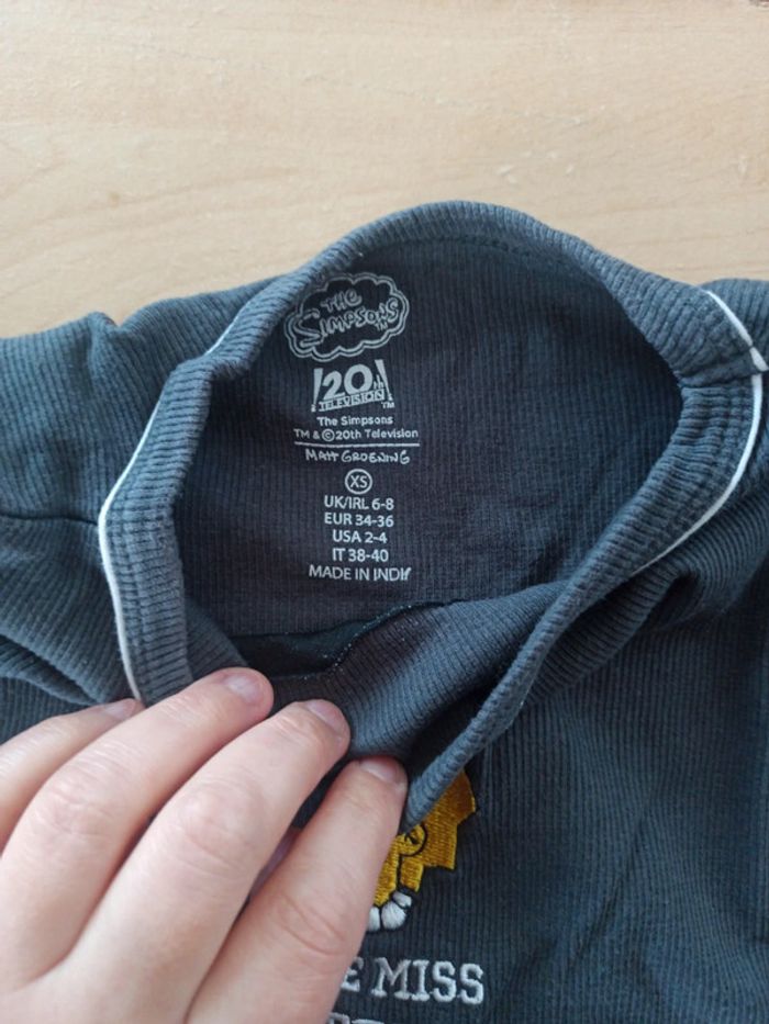 Crop top Simpsons taille xs - photo numéro 2