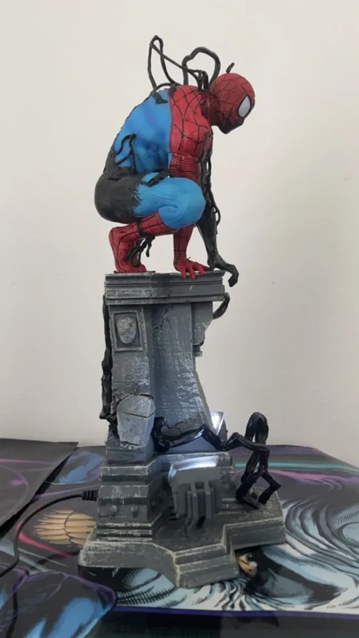 Spider Man - Statuette Spider Man x Venom - photo numéro 4