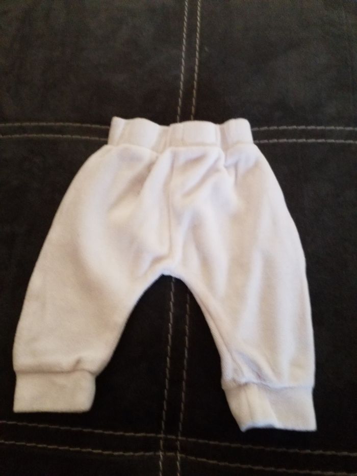 Lot 4 bas de pyjamas 1 mois - photo numéro 3