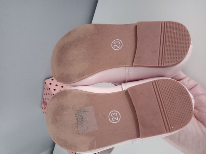 Chaussures rose perle 23 neuves - photo numéro 4