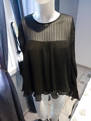 haut de mango taille l très agréable à porter