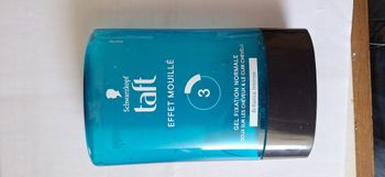 Gel taft 300 ml gel fixation normale doux sur les cheveux et le cuir chevelu