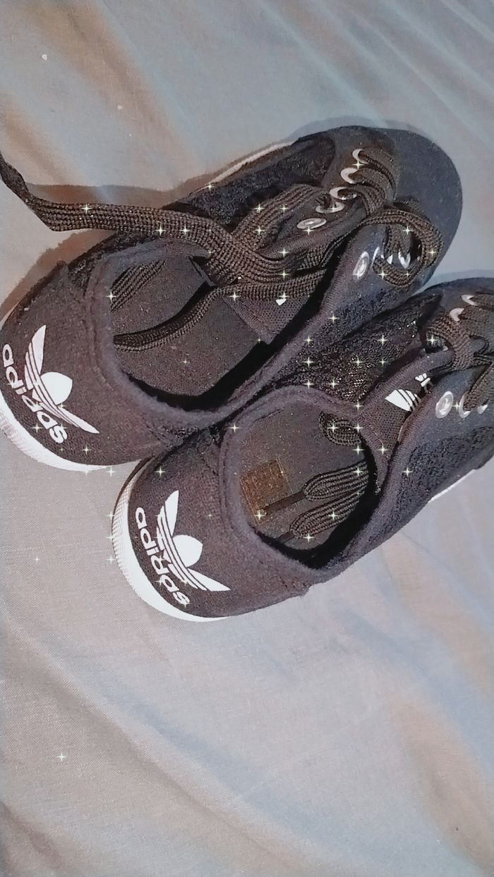 Basket adidas noire