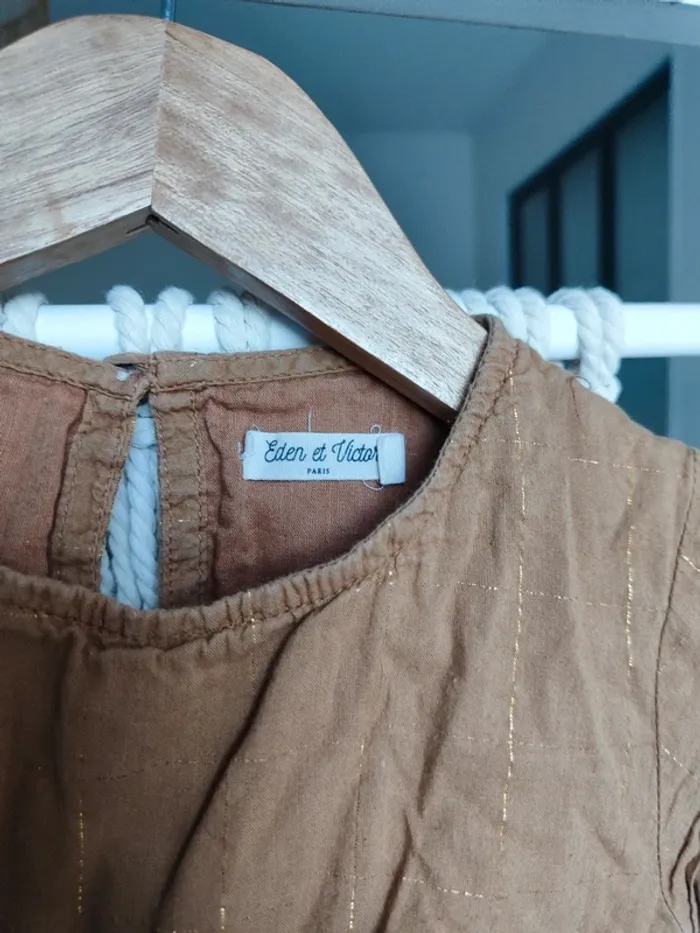 Robe marron et dorée - photo numéro 3