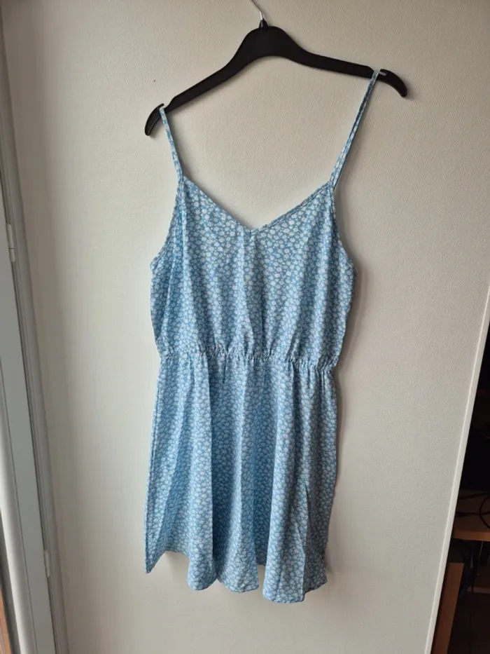 robe bleu fleuris a bretelles shein