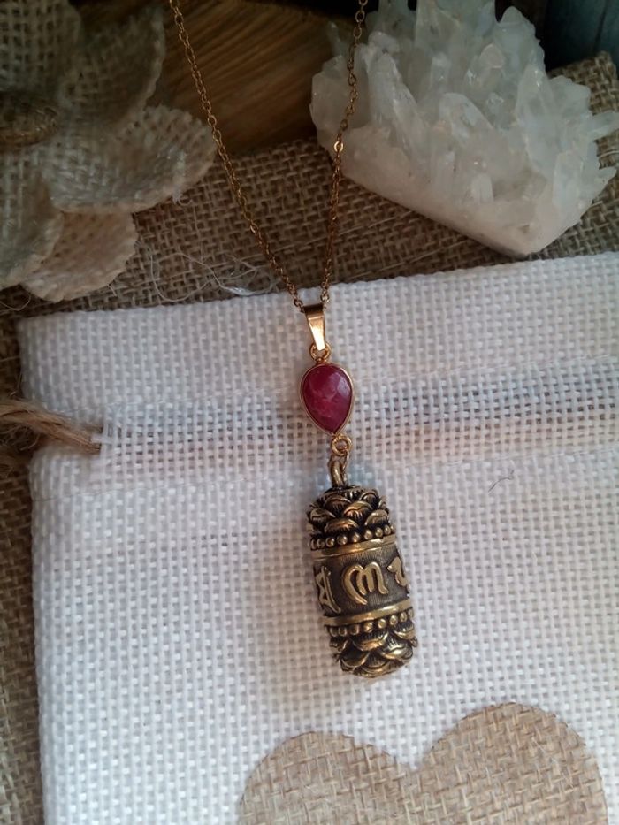 Collier urne amulette et connecteur en pierre de rubis brut serti - photo numéro 5