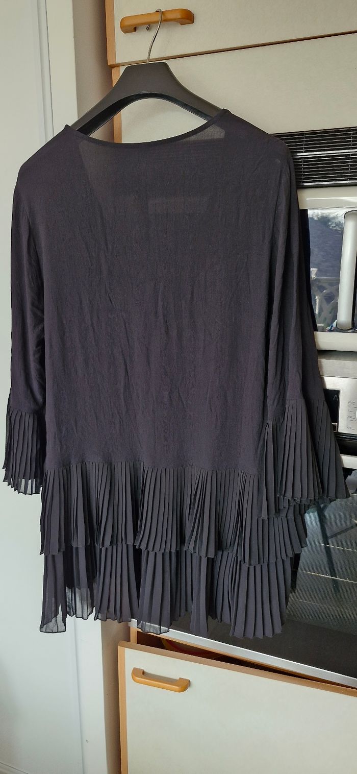 Vends très belle tunique noir XXL - photo numéro 2