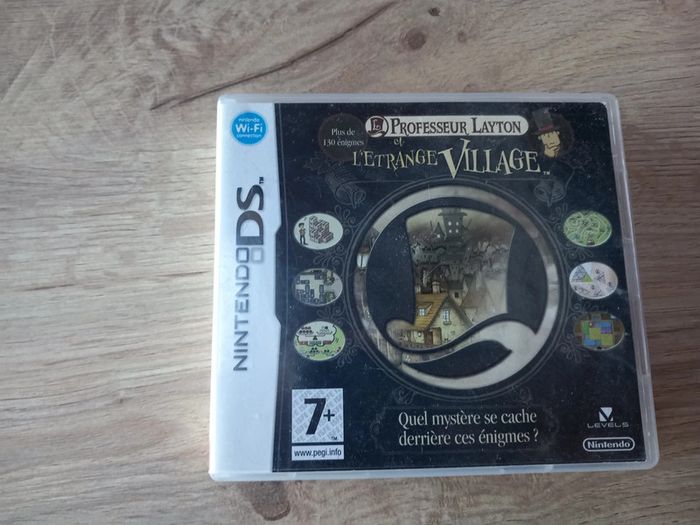 Jeu Nintendo DS Professeur Layton et l'Etrange Village