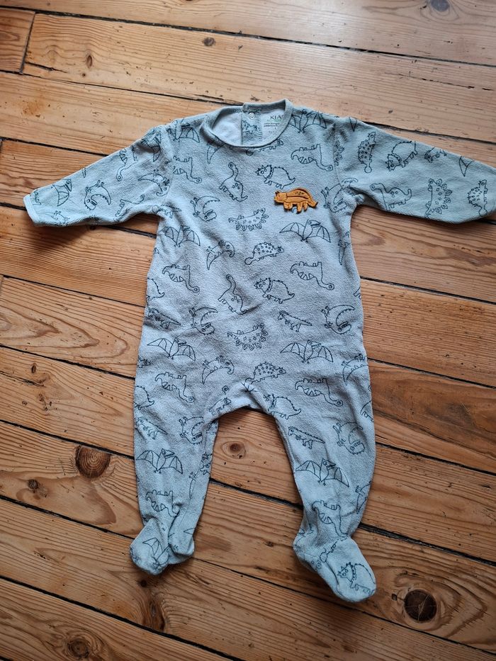 Lot de pyjamas hiver 12mois - photo numéro 3