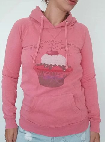 Sweat à capuche motif gâteau taille 36