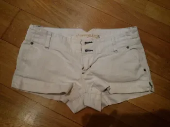 Short en Jean blanc