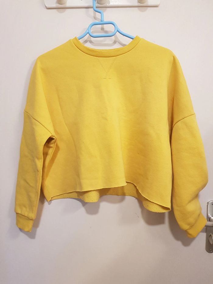 Sweat jaune crop top - photo numéro 2
