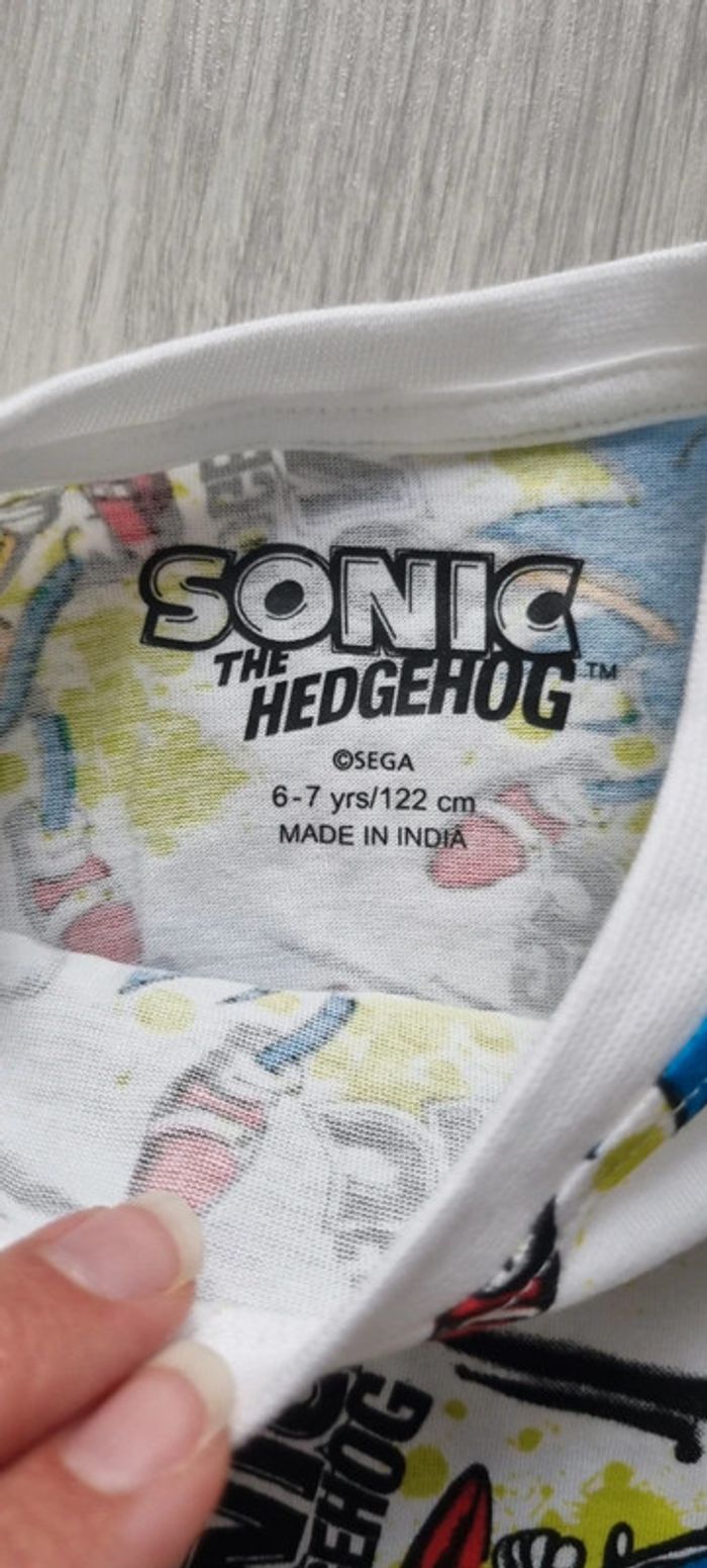 Tee-shirt MC Sonic neuf 6/7ans 122cm - photo numéro 3