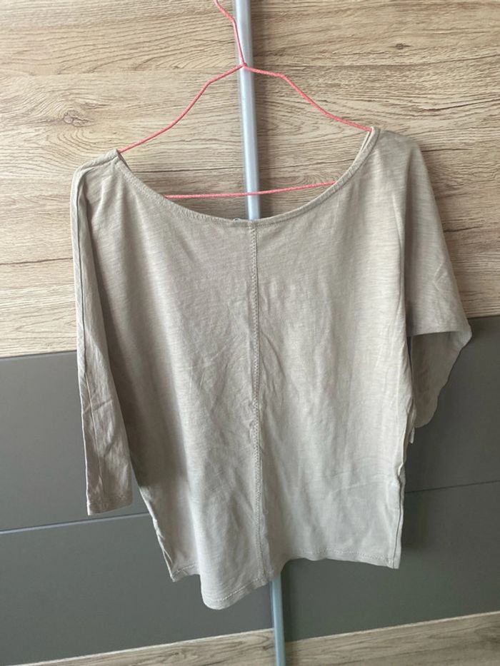 T-shirt taille S - photo numéro 2