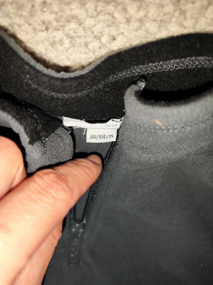 Pull polaire 4 ans - photo numéro 2