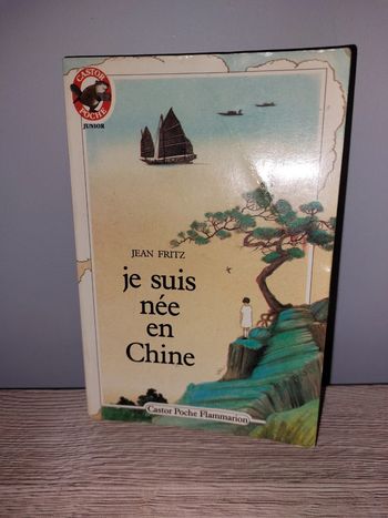 Livre de poche je suis née en Chine