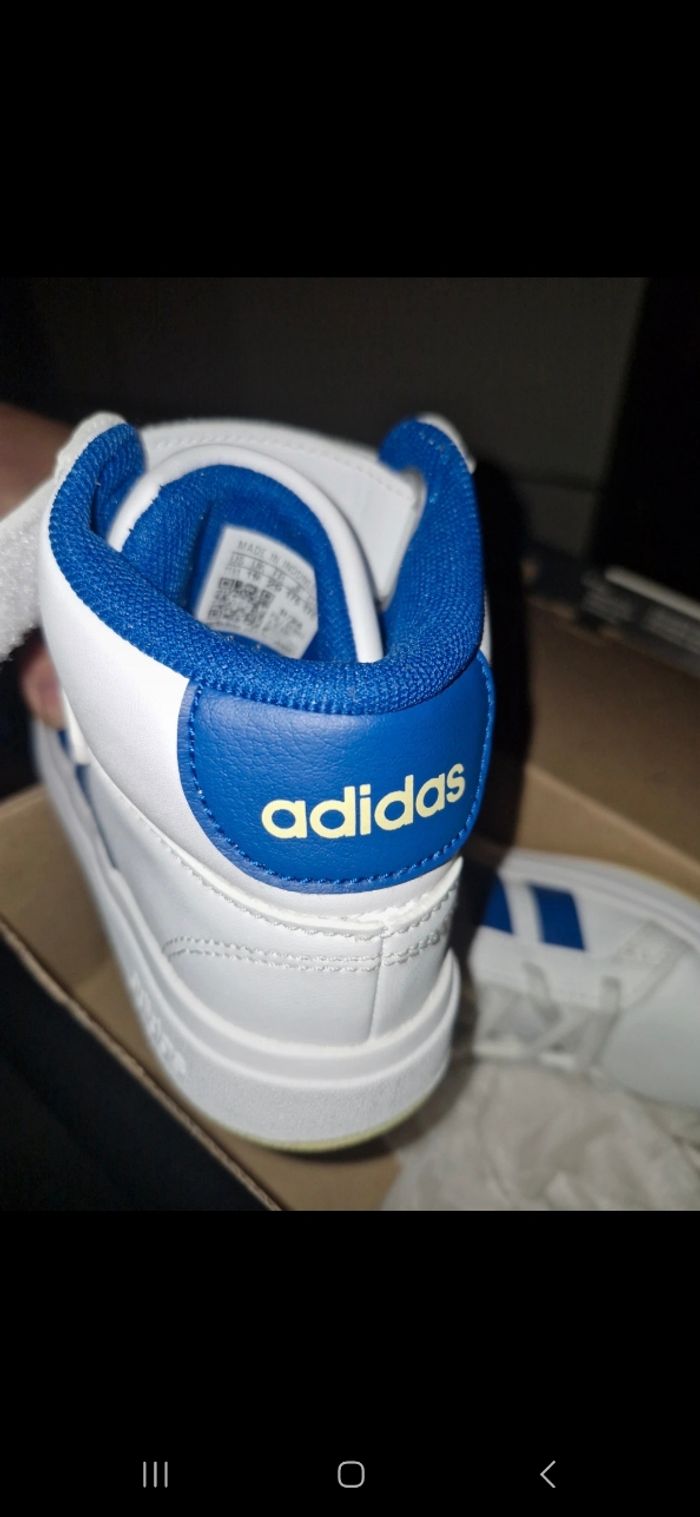 Chaussure adidas - photo numéro 2