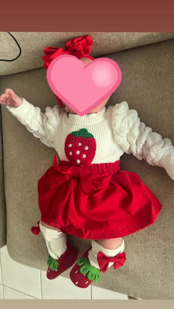 Ensemble fraise bebe