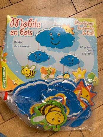 Mobile en bois à construire