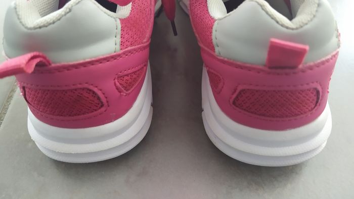 Baskets rose en 36 - photo numéro 3