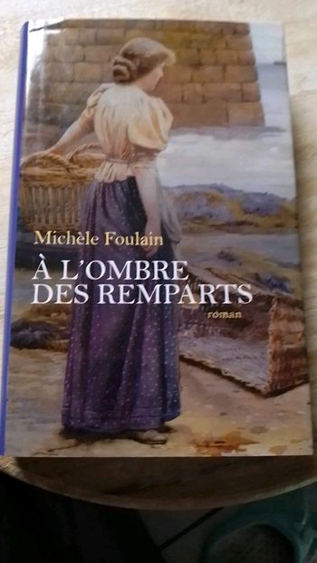 A l'ombre des remparts