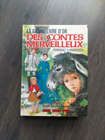 Le grand livre d'or des contes Perrault / Andersen