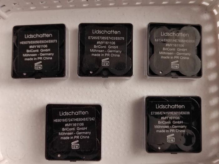 Lot de fards à paupières (20 couleurs) - photo numéro 2