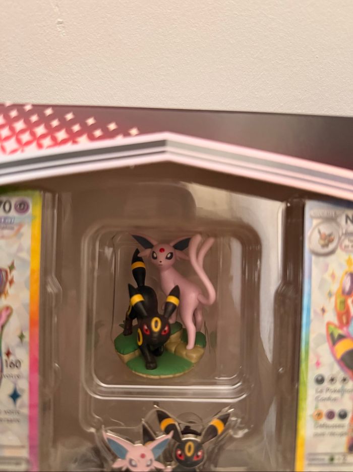 Coffret Premium avec figurines - Évolutions Prismatiques EV8.5 - photo numéro 3