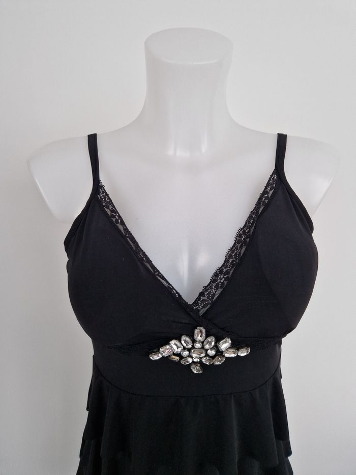 Robe noire à volants Giorgia - photo numéro 2