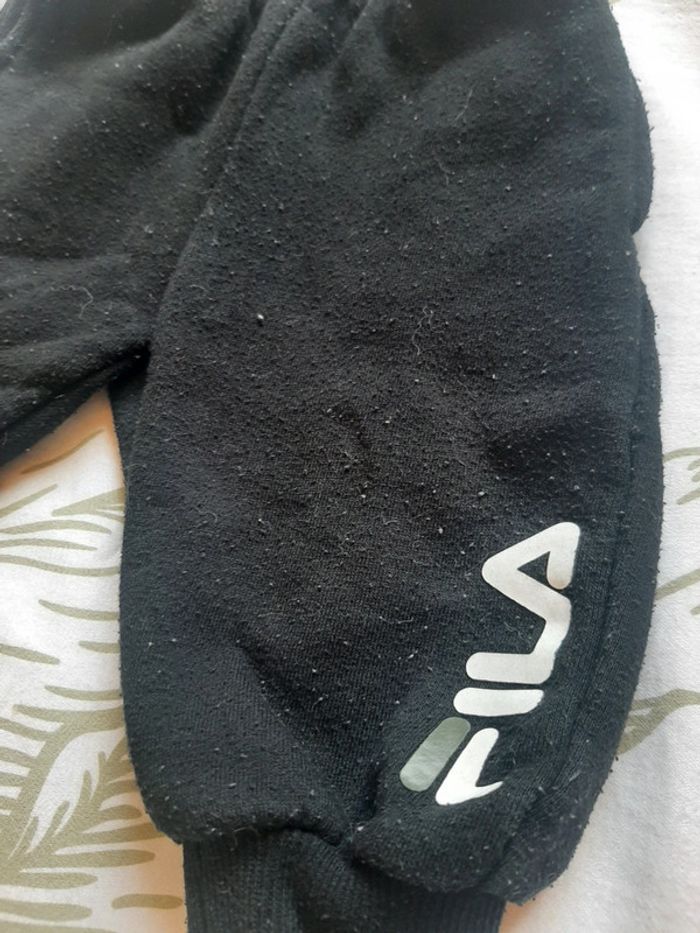 Jogging Fila 6/9mois - photo numéro 2