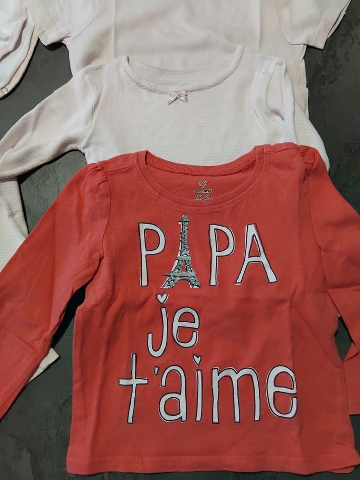 Lot vetemenr fille 2 ans - photo numéro 3